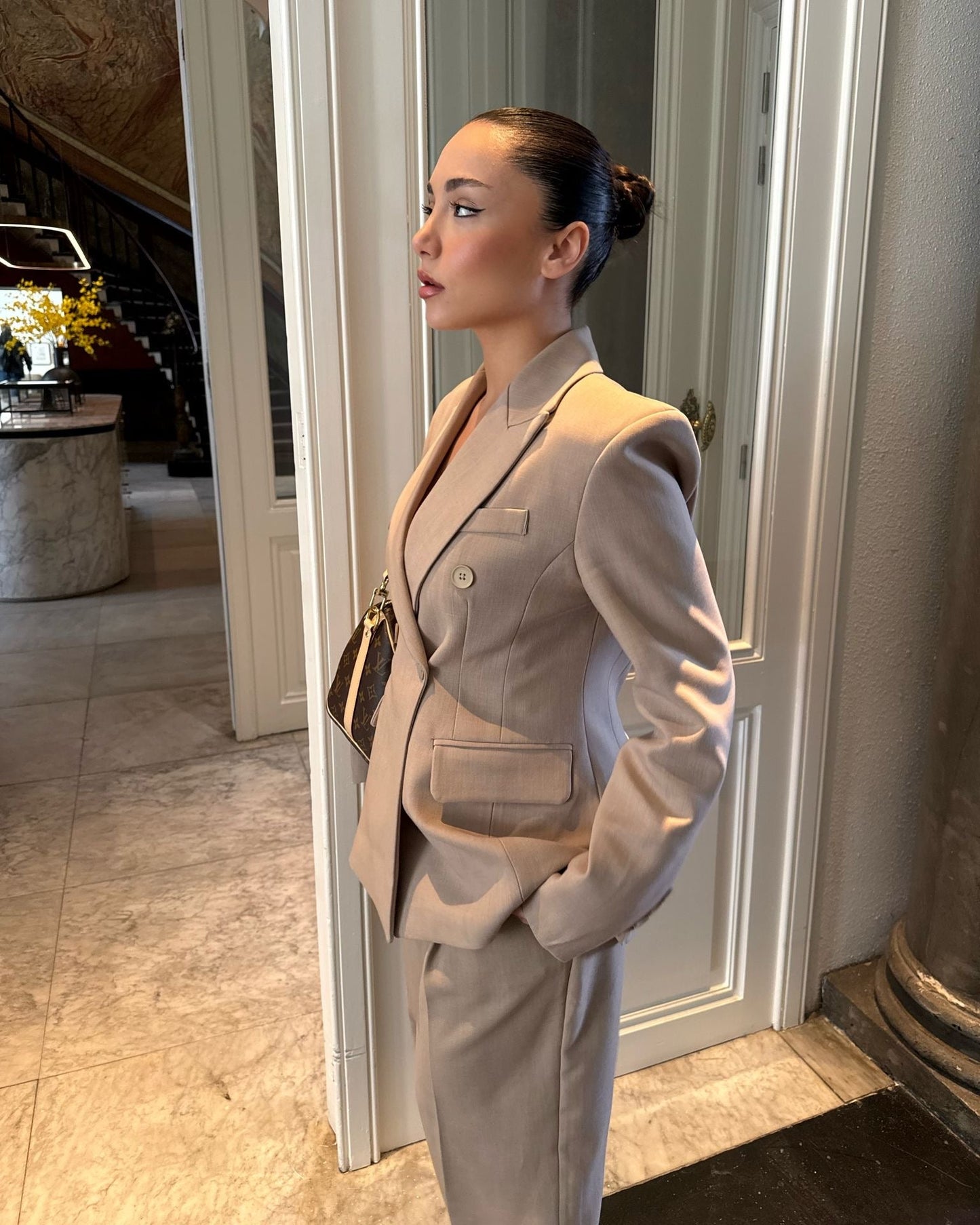 THE SANDSTONE SUIT