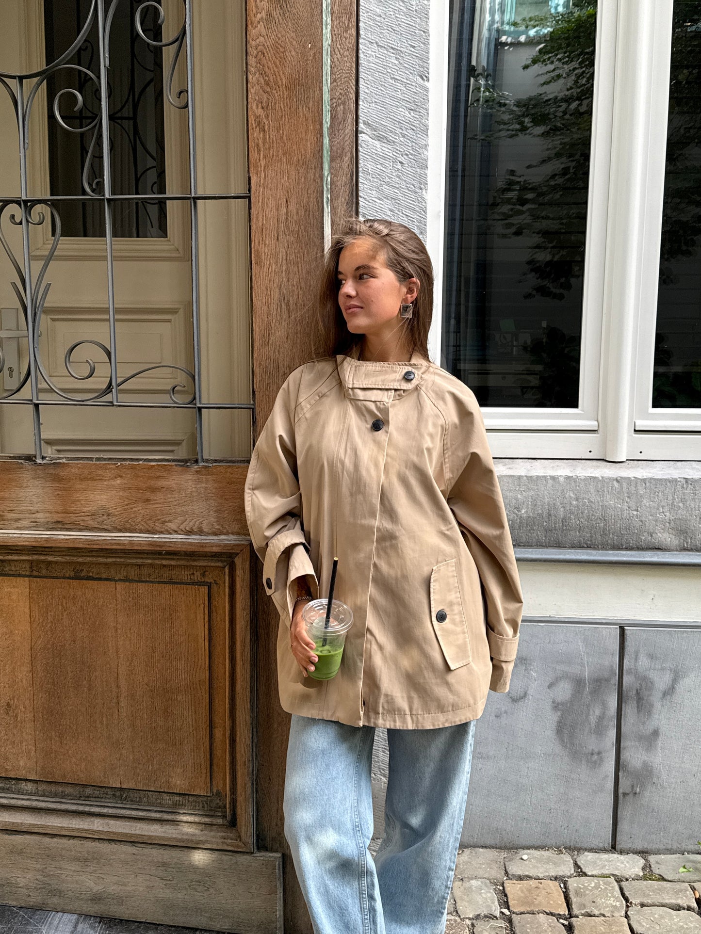 LIGHTBEIGE TRENCH JACKET