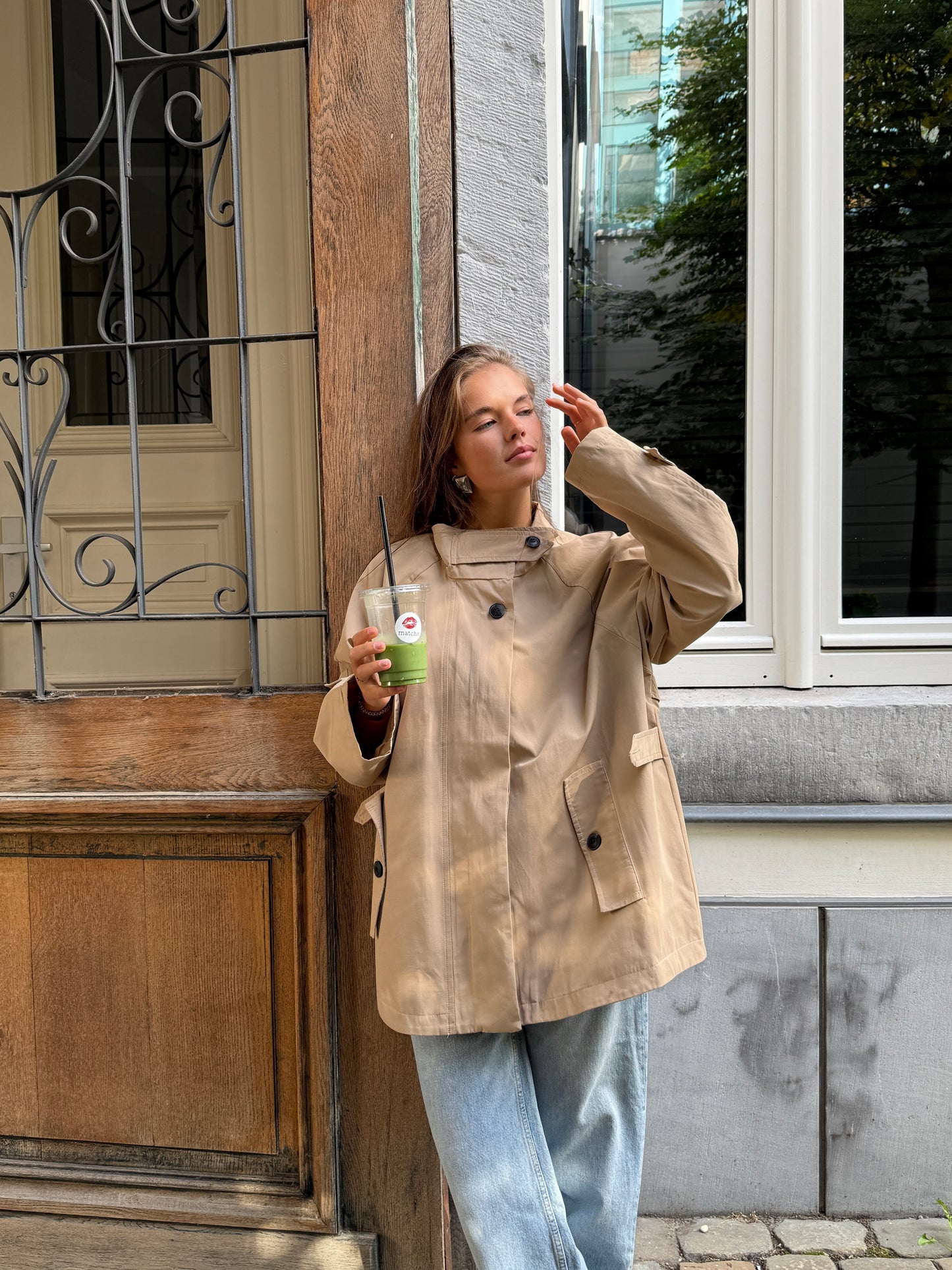 LIGHTBEIGE TRENCH JACKET