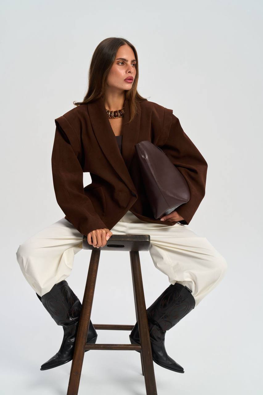 SUEDE SCULPTED BLAZER CHOCO
