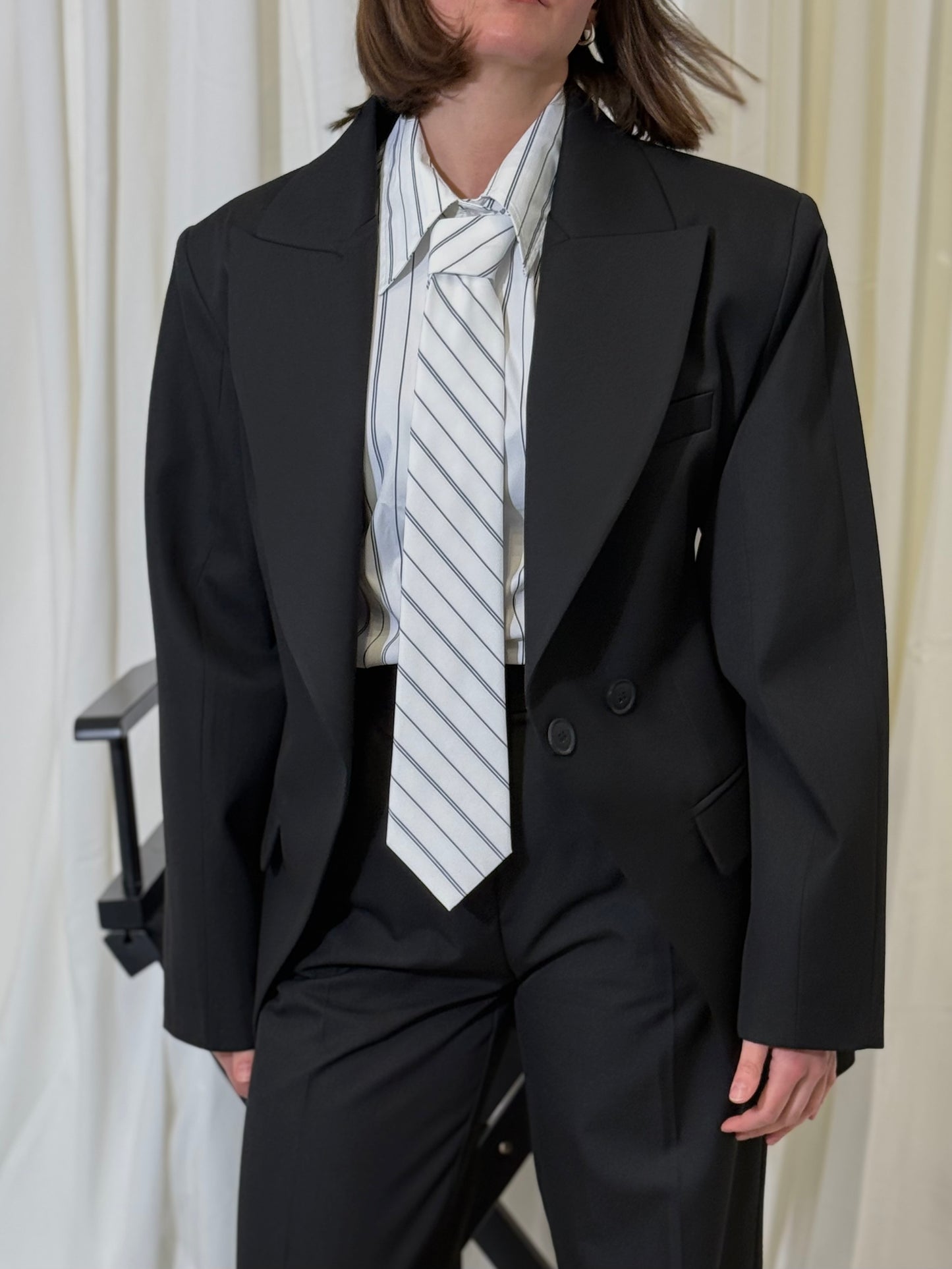 PINSTRIPE TIE SHIRT