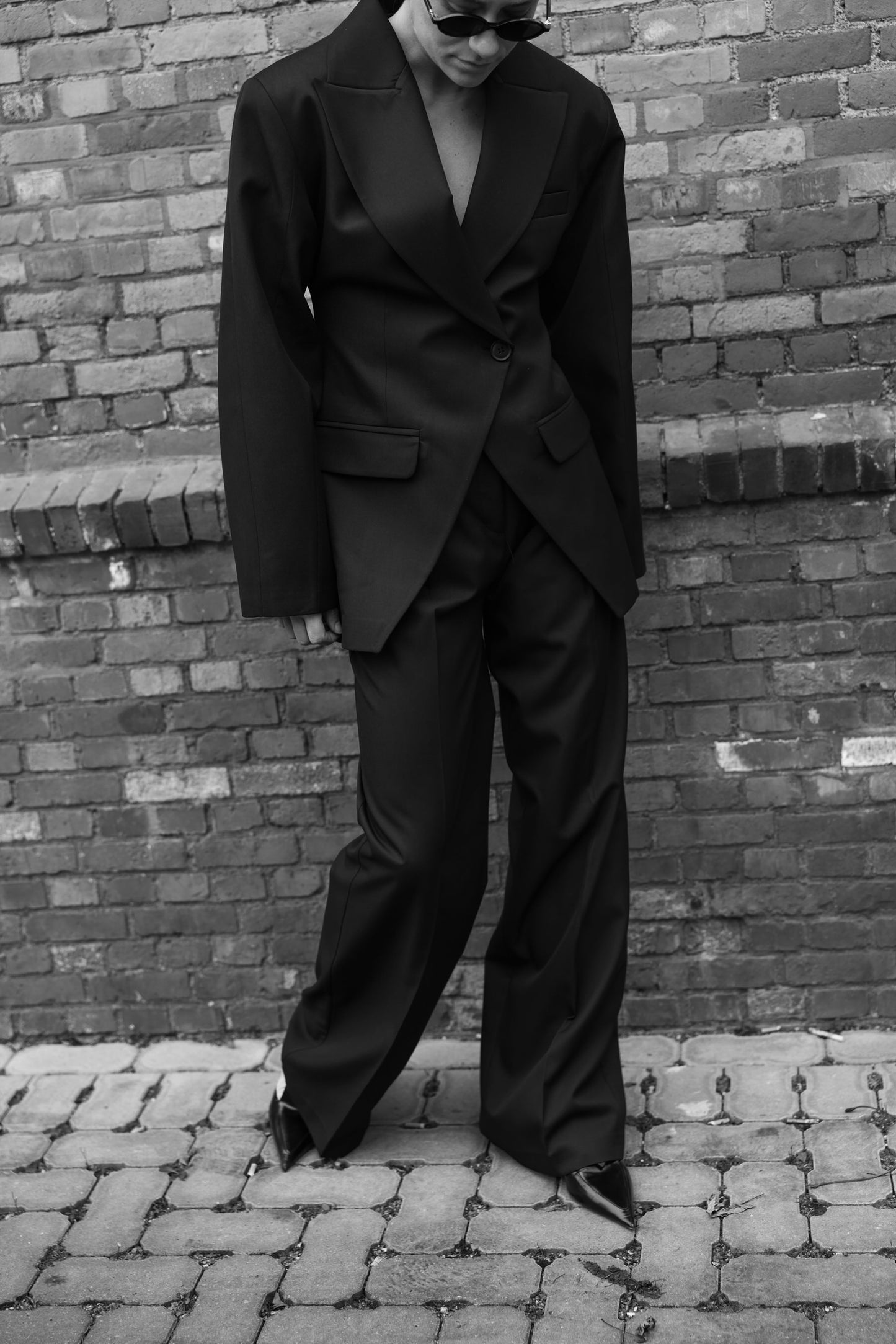 BLACK TROUSER