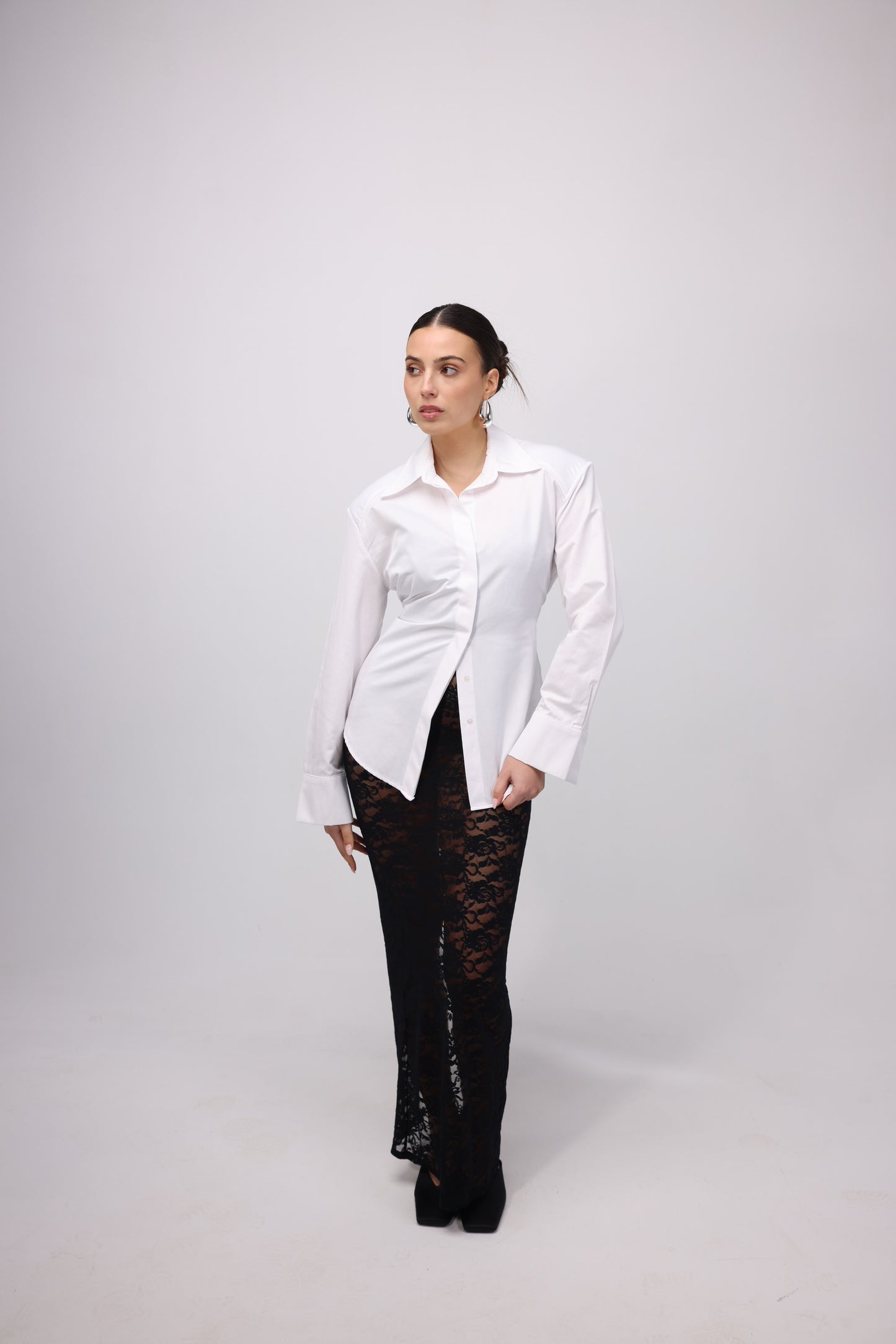 WHITE FITTED SHIRT