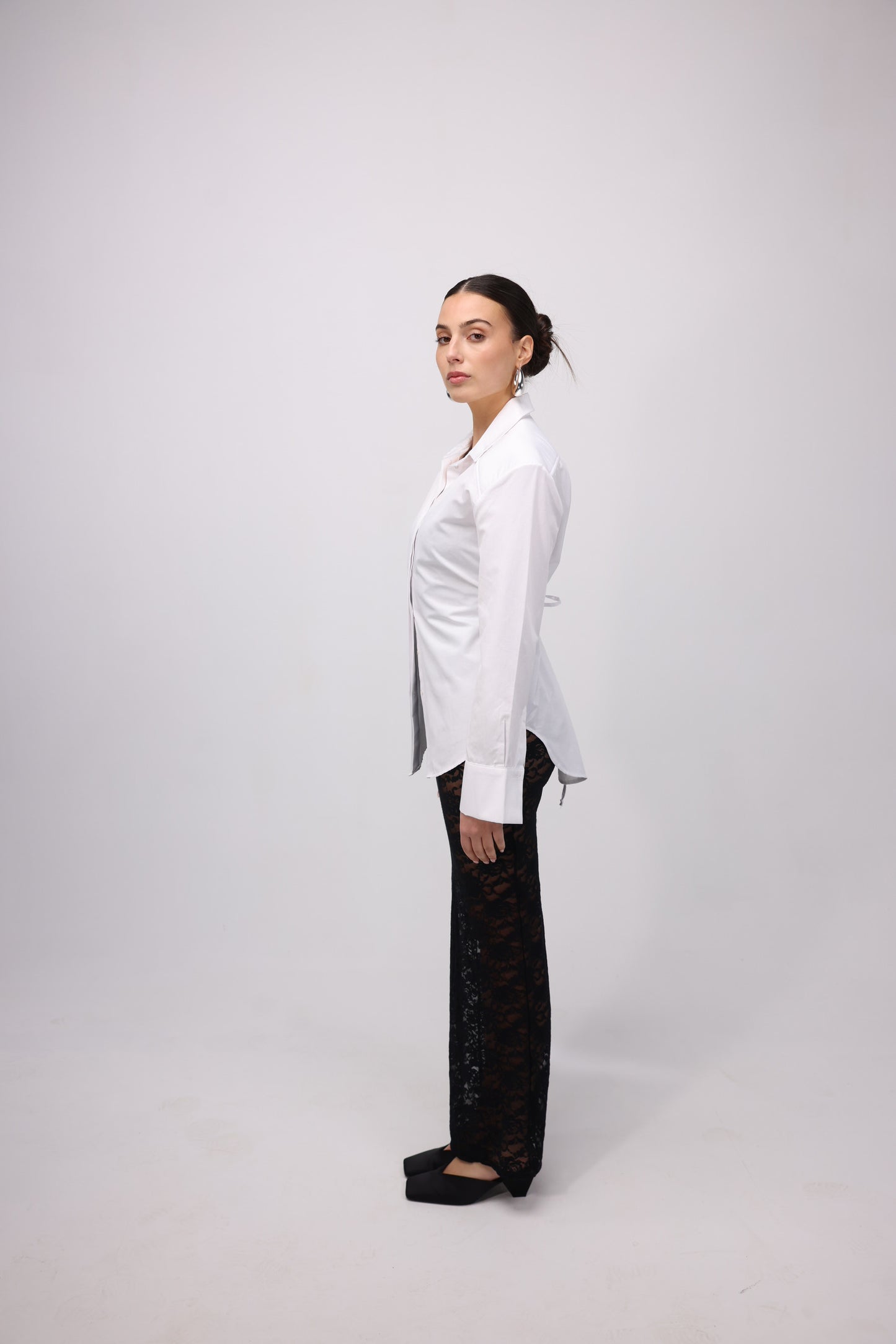 WHITE FITTED SHIRT
