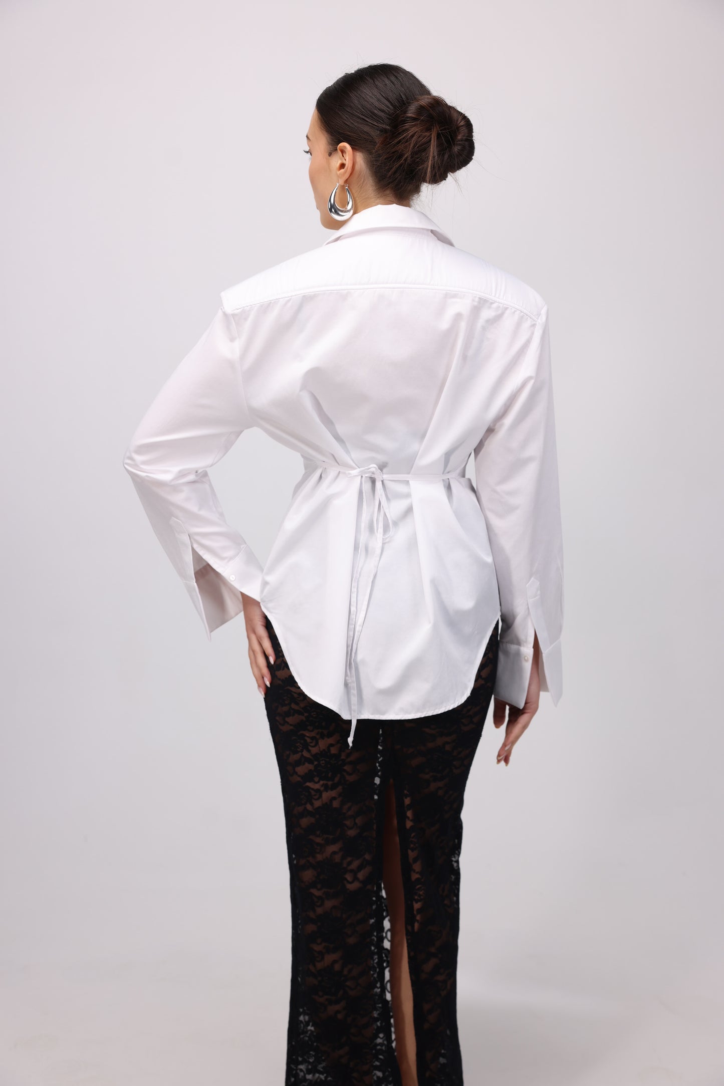 WHITE FITTED SHIRT