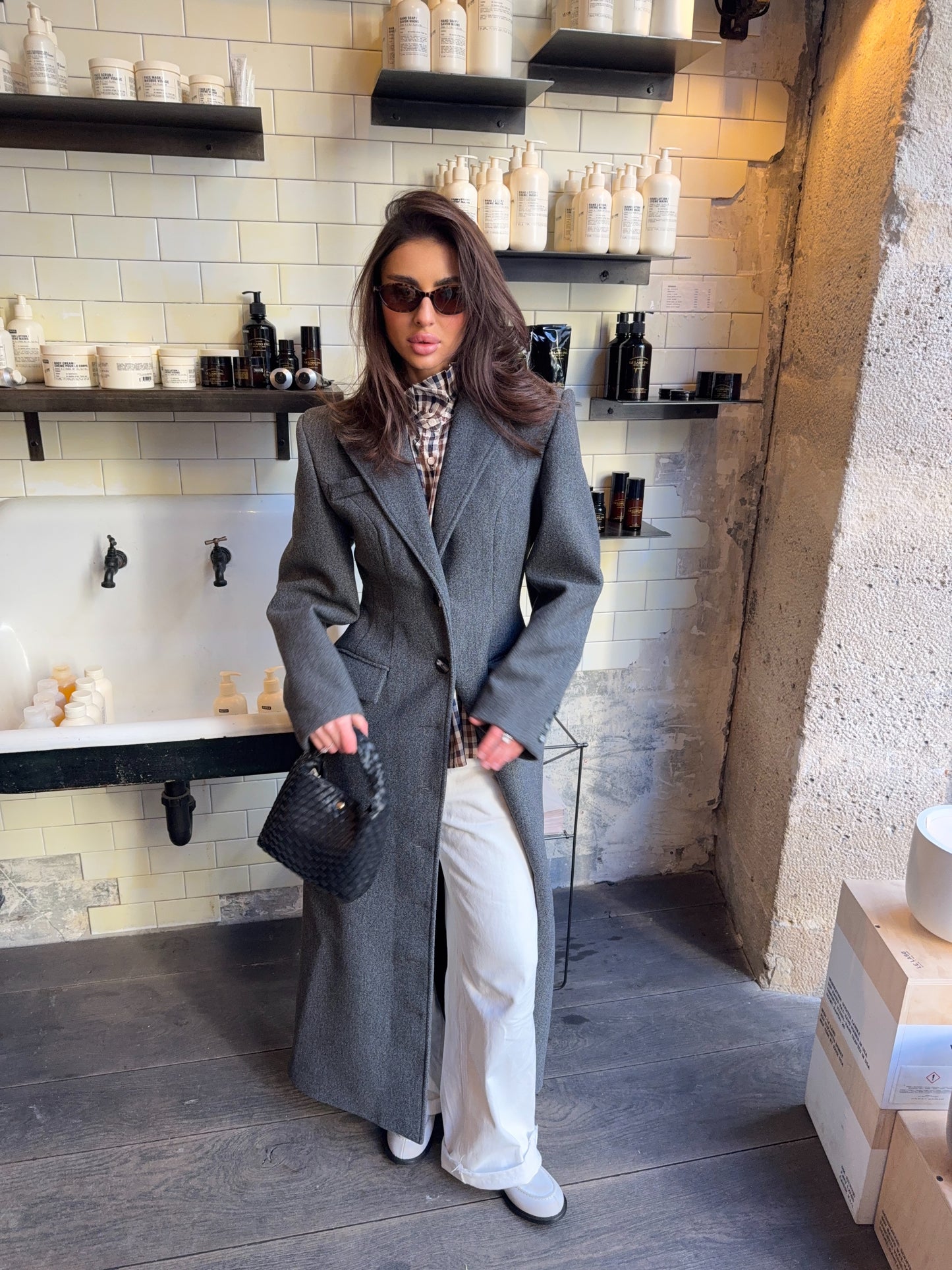 TAILORED LONGLINE COAT –  GREY