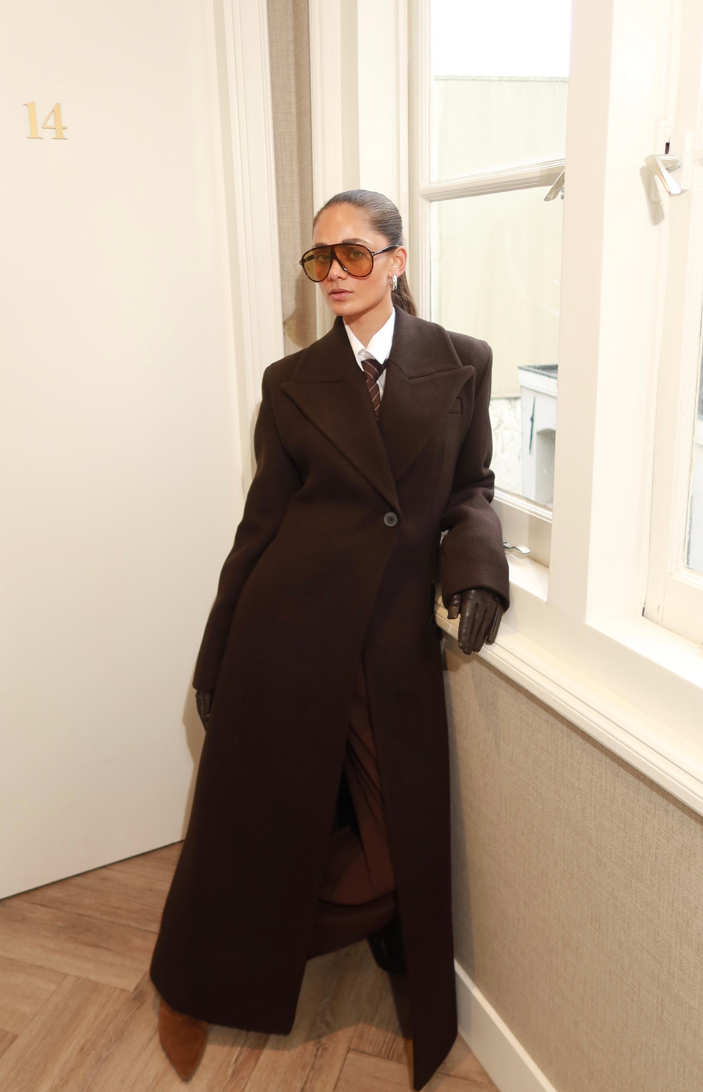 THE TAILORED WOOL COAT – Deep Cocoa