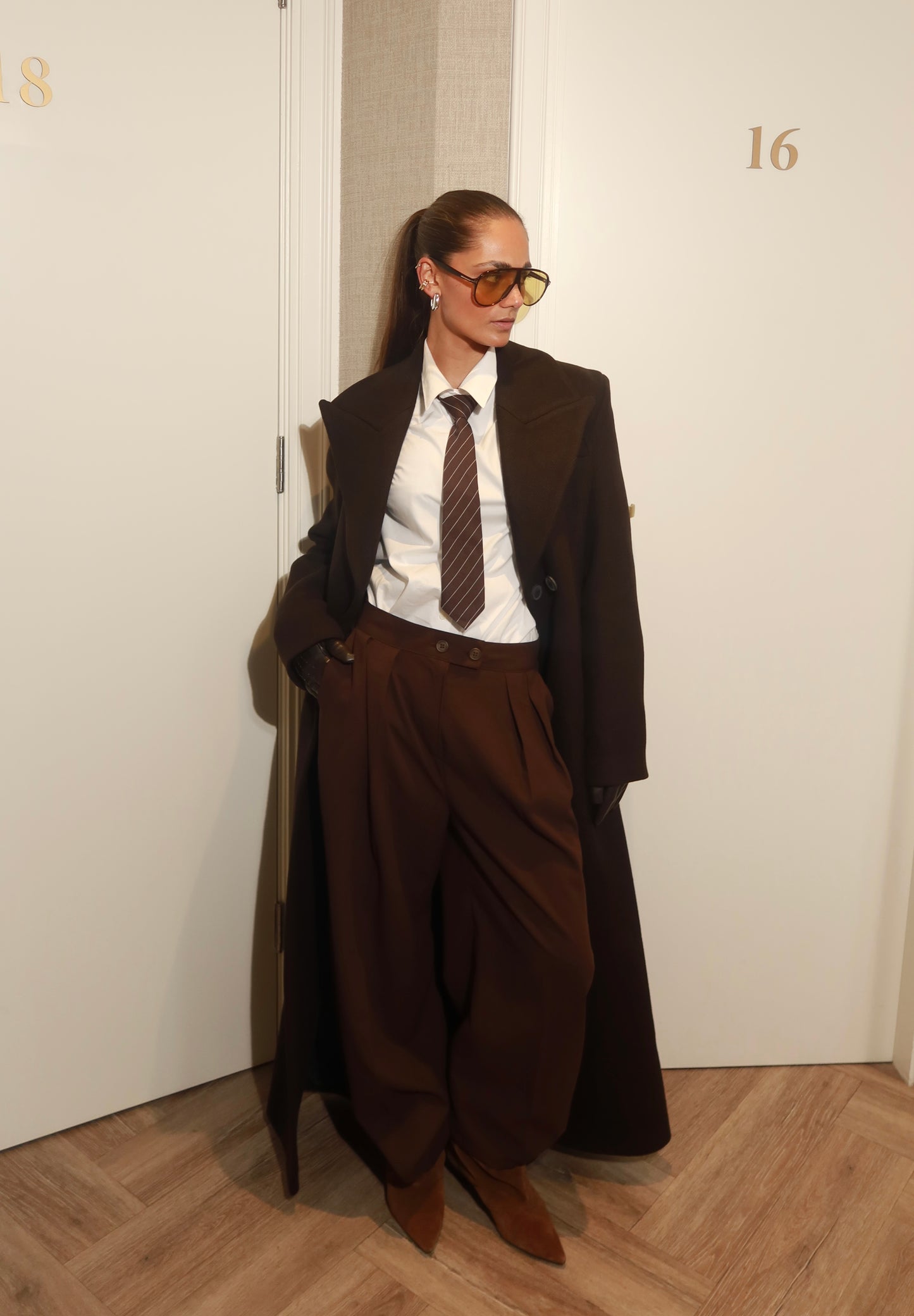 THE TAILORED WOOL COAT – Deep Cocoa