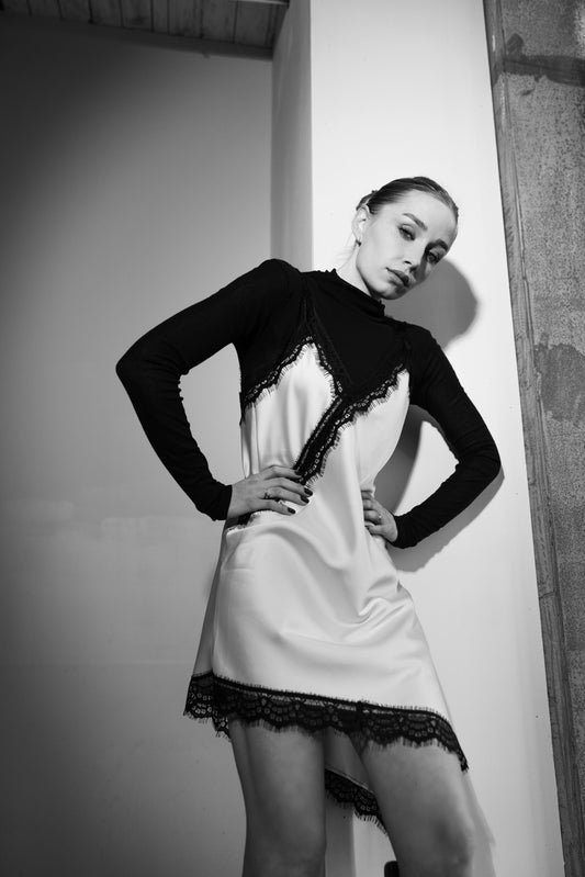 LACE CONTRAST DRESS – Black & Ivory