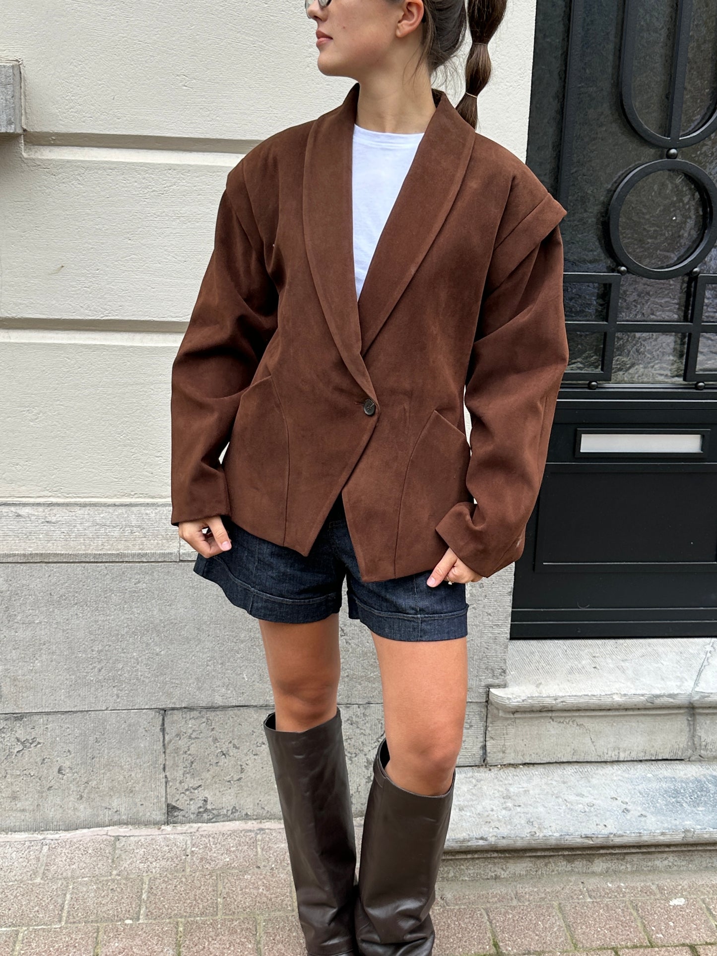 SUEDE SCULPTED BLAZER CHOCO