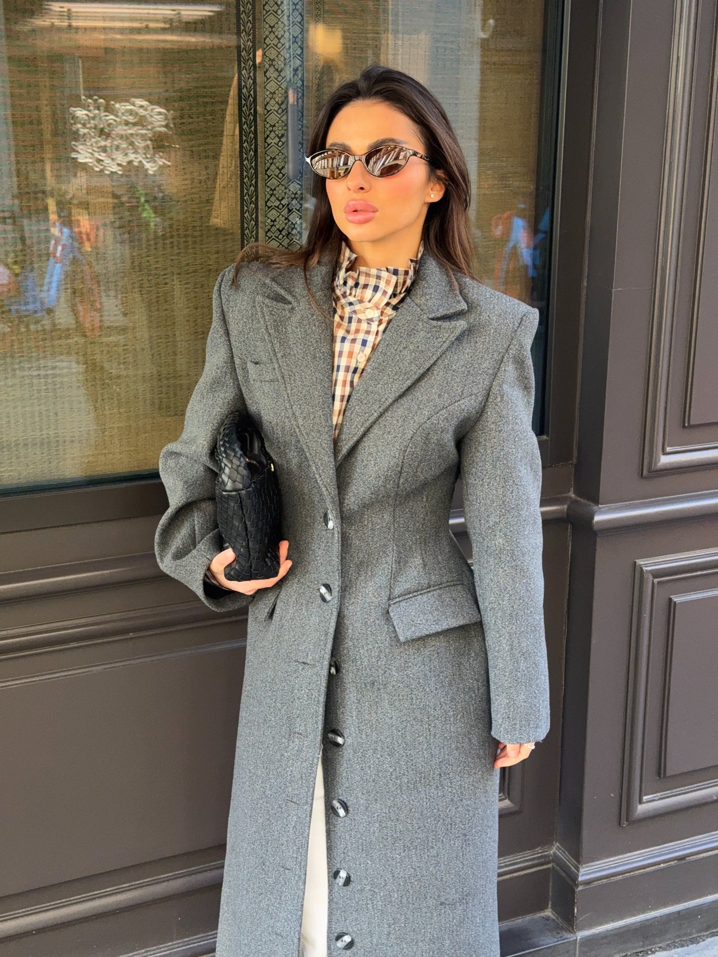 TAILORED LONGLINE COAT –  GREY