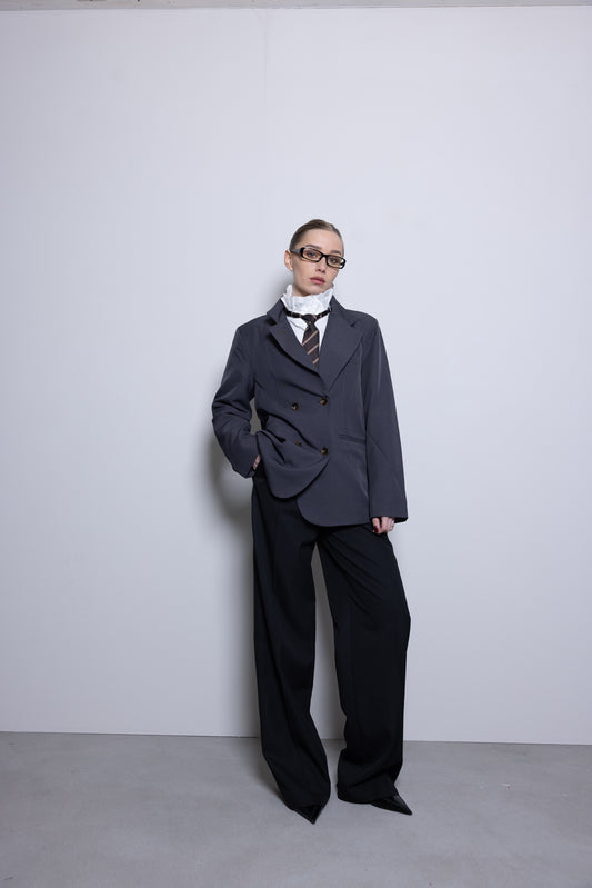 DOUBLE-BREASTED BLAZER