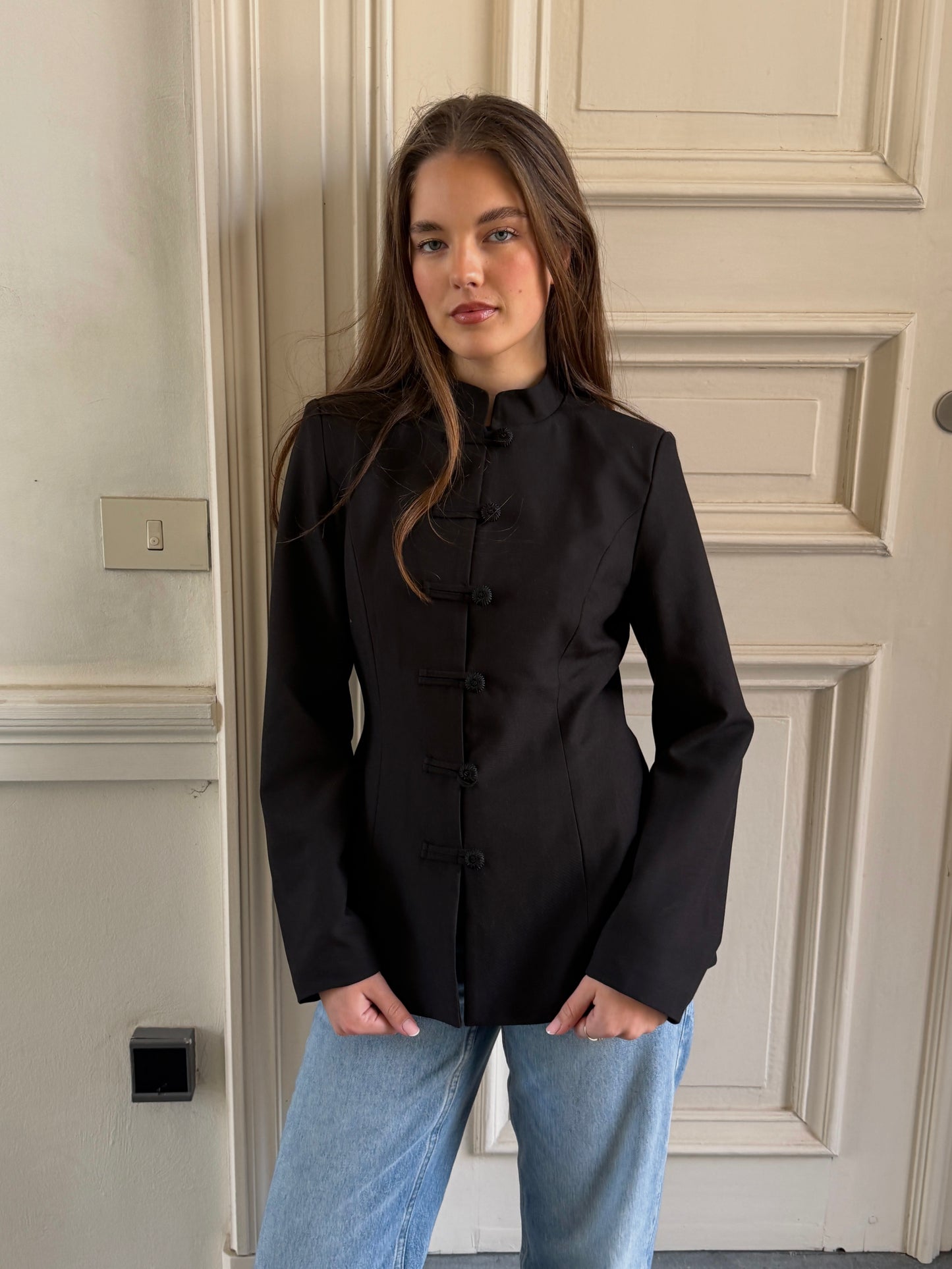 The Mandarin Blazer – black