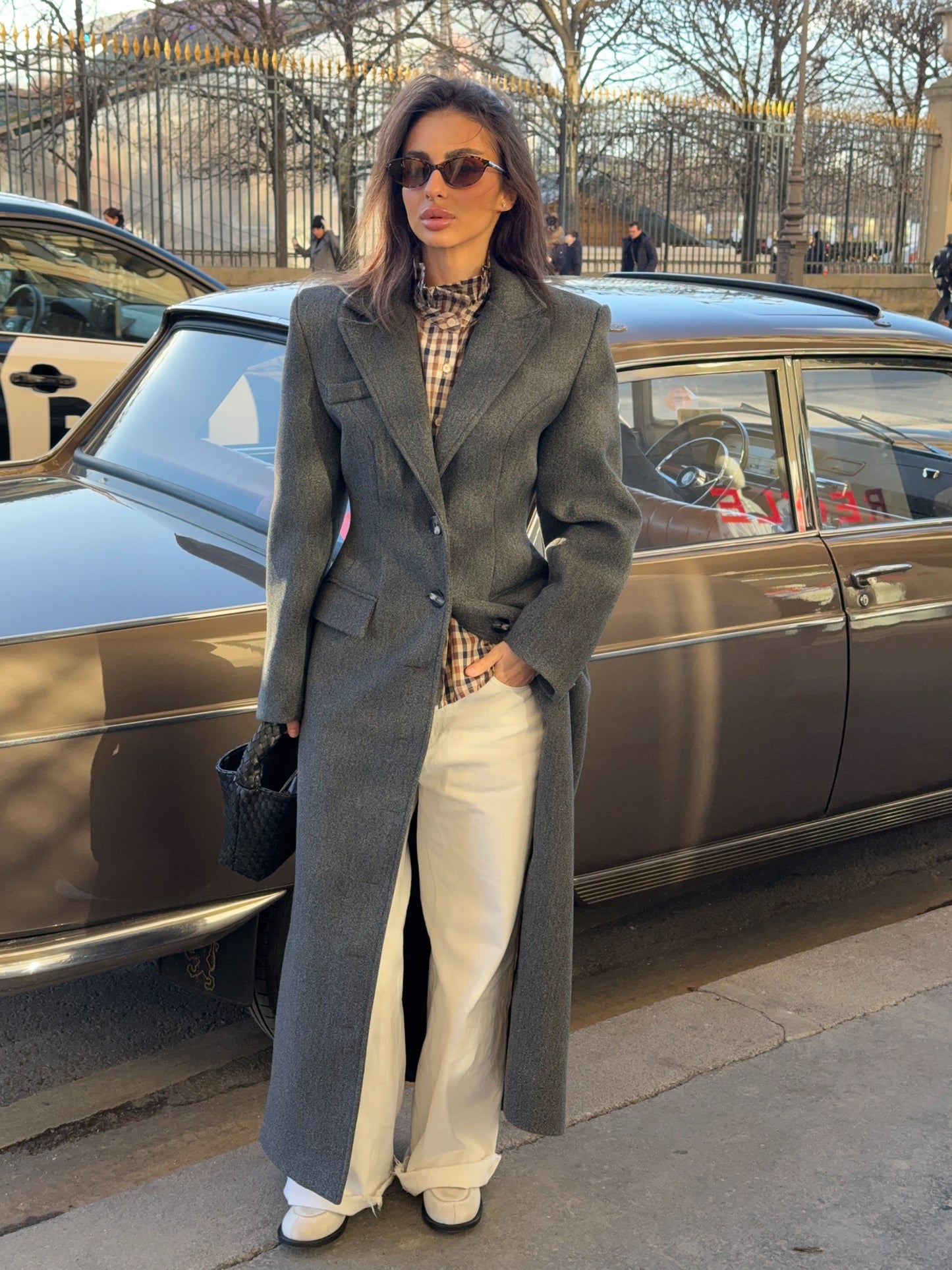 TAILORED LONGLINE COAT –  GREY