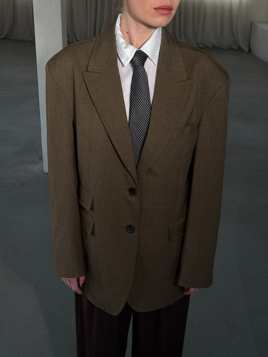 THE OVERSIZED TAILORED BLAZER