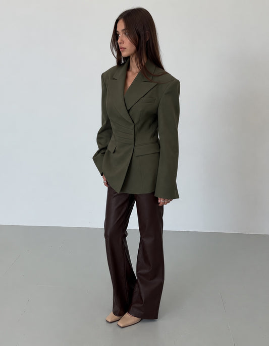 THE SCULPTED BLAZER – OLIVE
