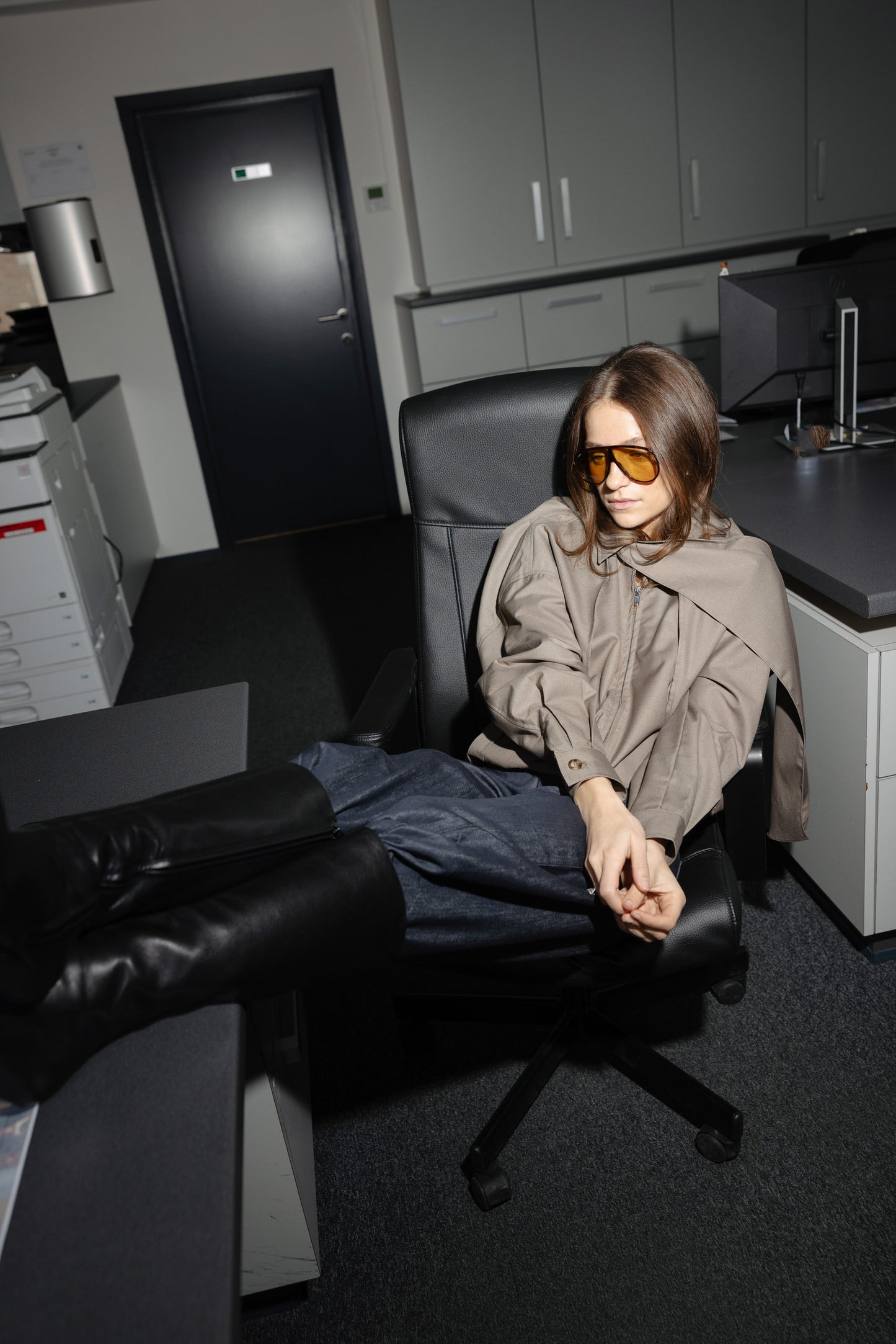 THE FLOW JACKET WITH SCARF