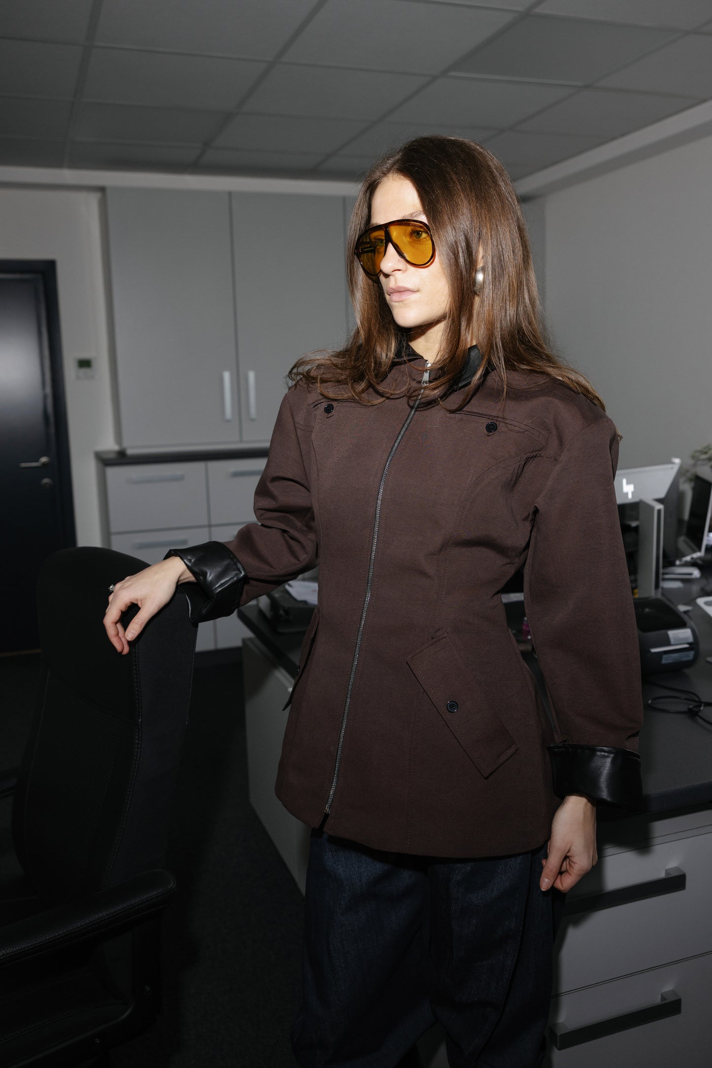 THE CANVAS JACKET – DARK